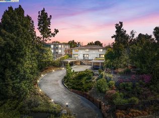 21000 Ocean View Dr, Hayward, CA 94541