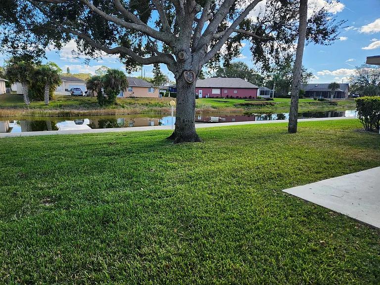 732 Joel Blvd — Photo 8