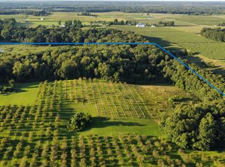 44702 56th Ave, Paw Paw, MI 49079