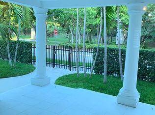 2700 SW 1st Ave, Miami, FL 33129