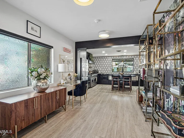 1725 E Verde Ln — Photo 25