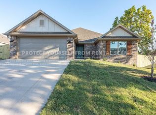 44 Watson Ln, Farmington, AR 72730