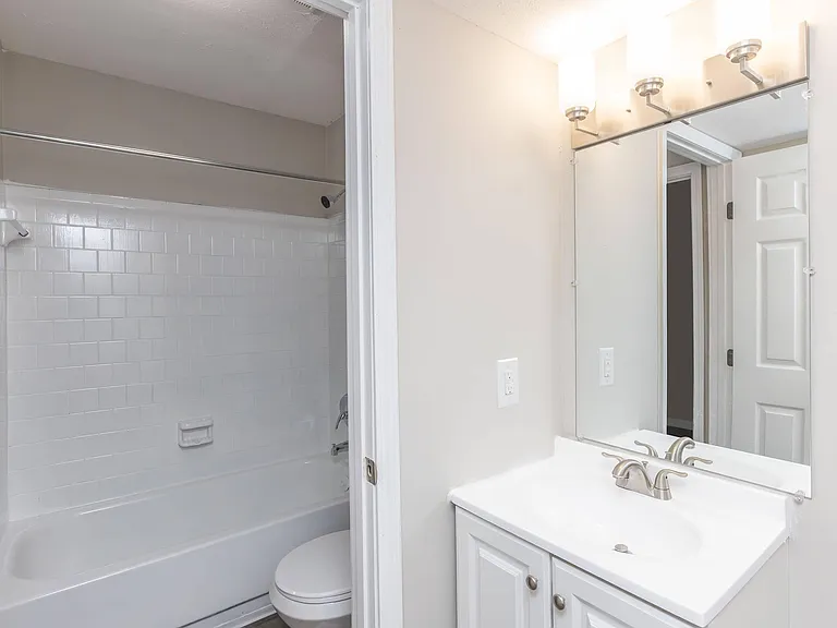 Cielo @ 325 Apartments — Photo 30