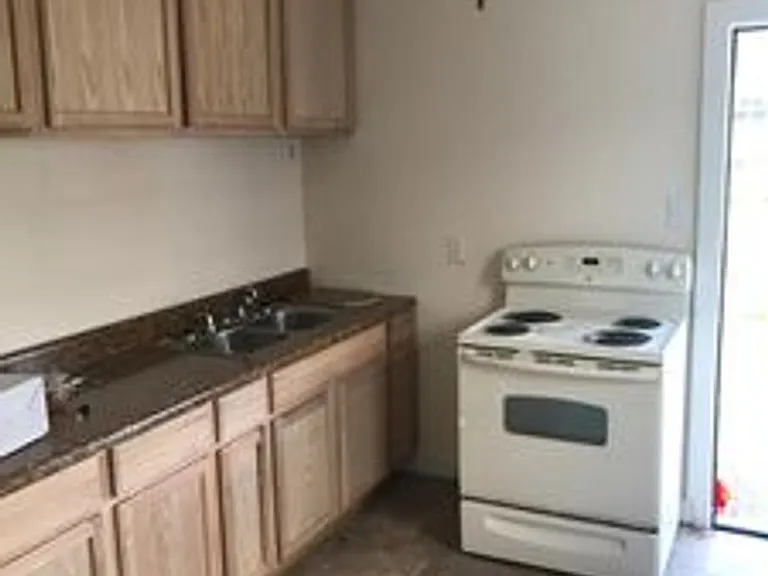 1106 Althea Pkwy — Photo 14