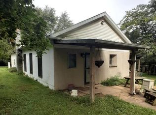 11983 Pine St, Felton, PA 17322