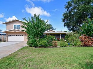 916 66th St NW, Bradenton, FL 34209