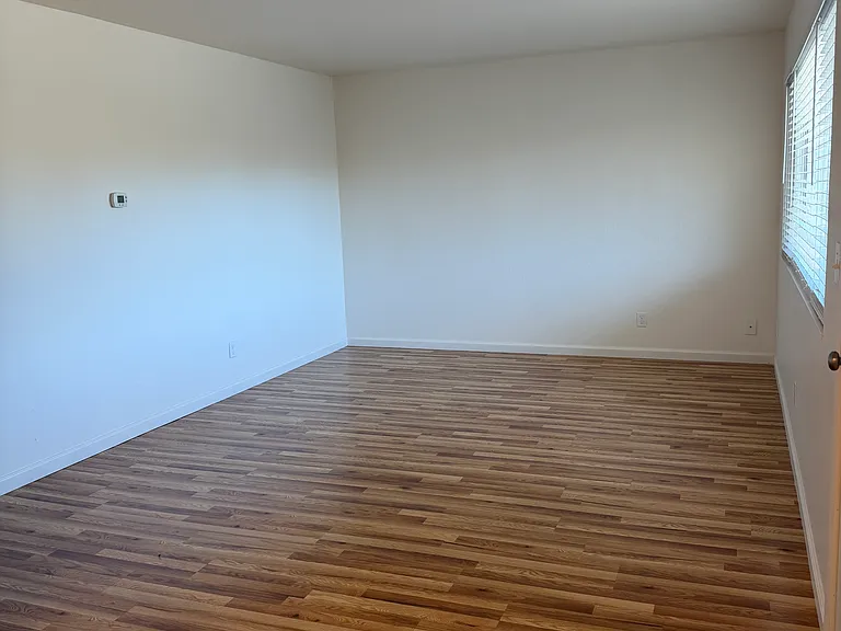 242 Curtner Ave #F — Photo 18