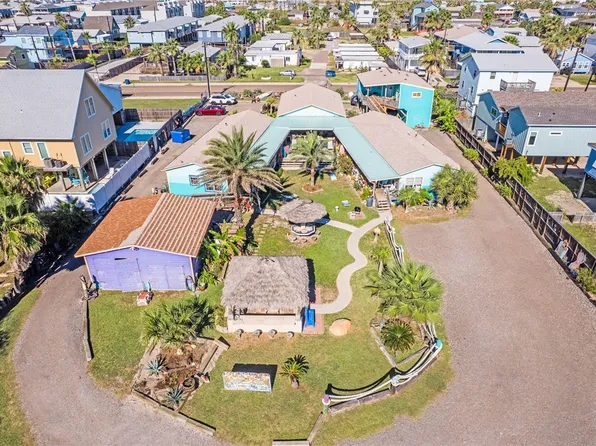 1607 S 11th St, Port Aransas, TX 78373