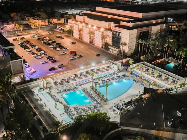 145 E Harmon Ave #2204, Las Vegas, NV 89109