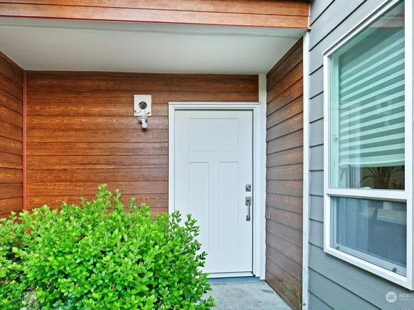 8400 26th Avenue SW #C, Seattle, WA 98106