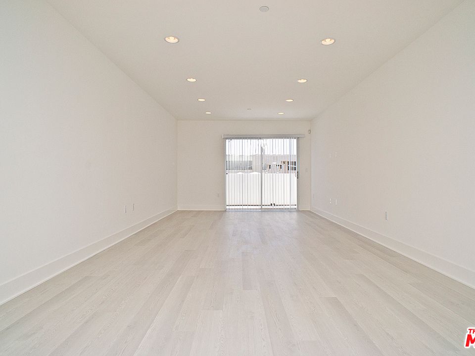 1st image of 1301 Brockton Ave APT 102