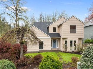 9711 SW Landau Pl, Portland, OR 97223