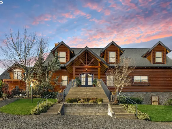 10305 NE Fox Farm Rd, Dundee, OR 97115