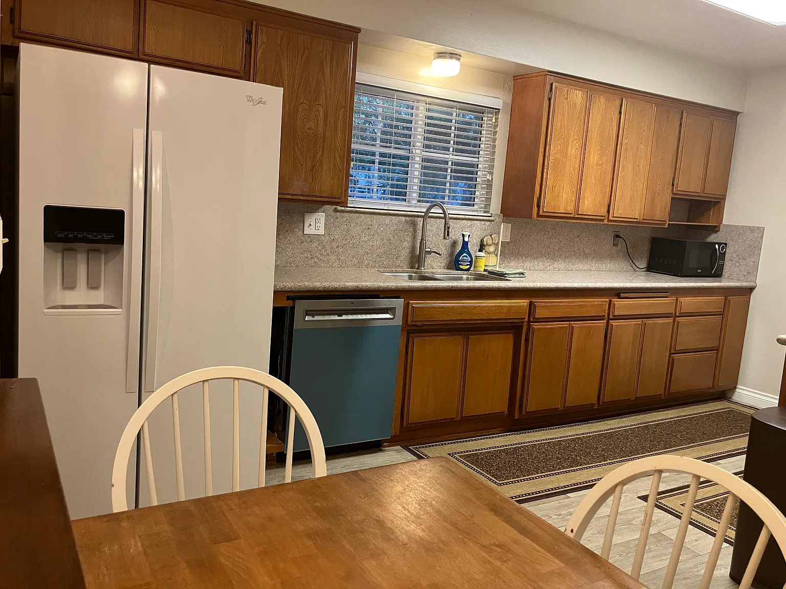 3 bed, 1316 sqft, $2,900 — Photo 3