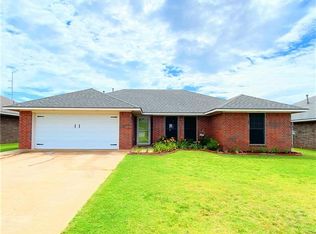 1508 Sommerset Pl, Altus, OK 73521