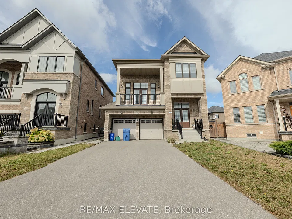 99 Buttonleaf Cres