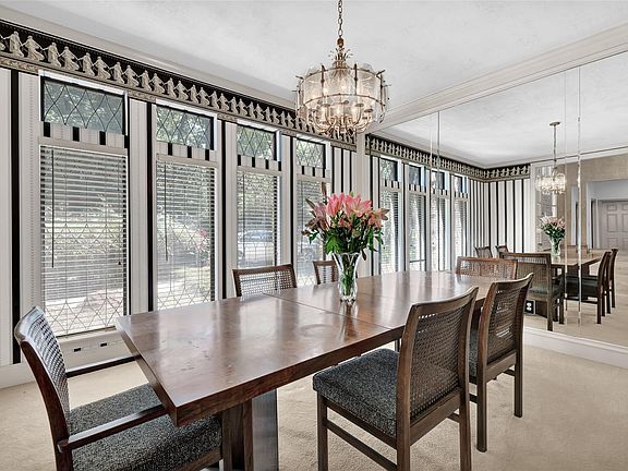 4th image of 2906 Forest Laurel Dr