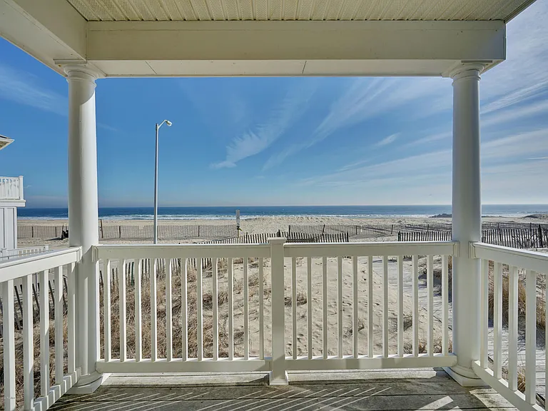 209 Beachfront #1 — Photo 9