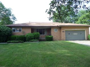 13315 Claremont Ave, Middleburg Heights, OH 44130