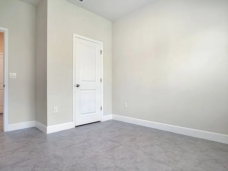 1419 Eucalyptus Way — Photo 21