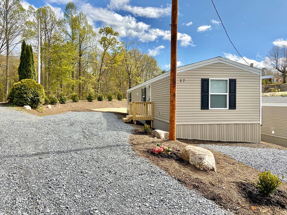 Brand new 2/2 Clayton Delite Model