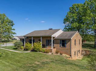 1435 Dumpling Mountain Rd, Bedford, VA 24523