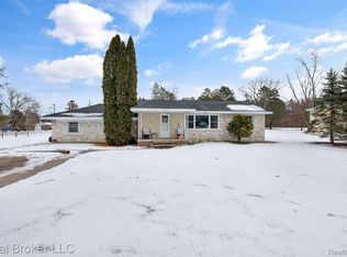 12186 N Linden Rd, Clio, MI 48420