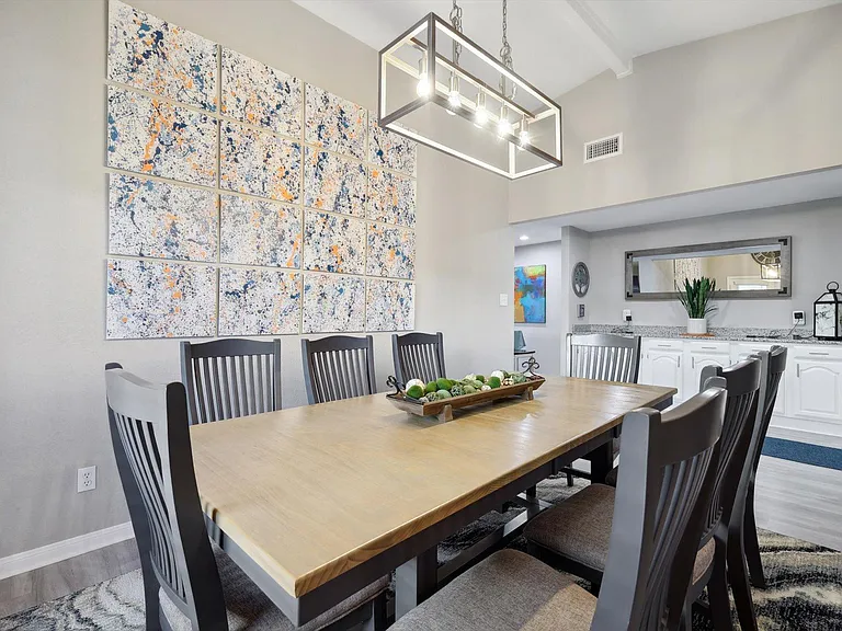 2914 Flagstone Dr — Photo 11