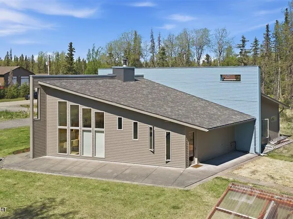 406 Cinderella St, Kenai, AK 99611