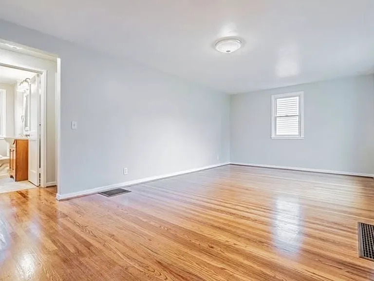 531 Spencer Rd — Photo 11