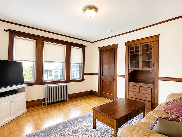 8 Mapleton St #2A — Photo 21
