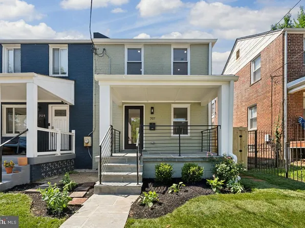 707 Faraday Pl NE, Washington, DC 20017