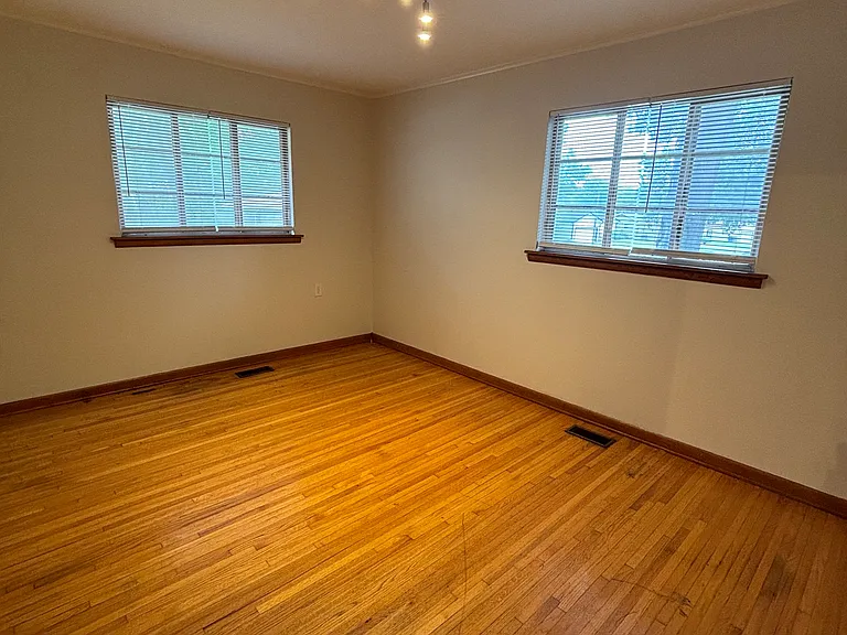 852 N Xenophon Ave — Photo 18