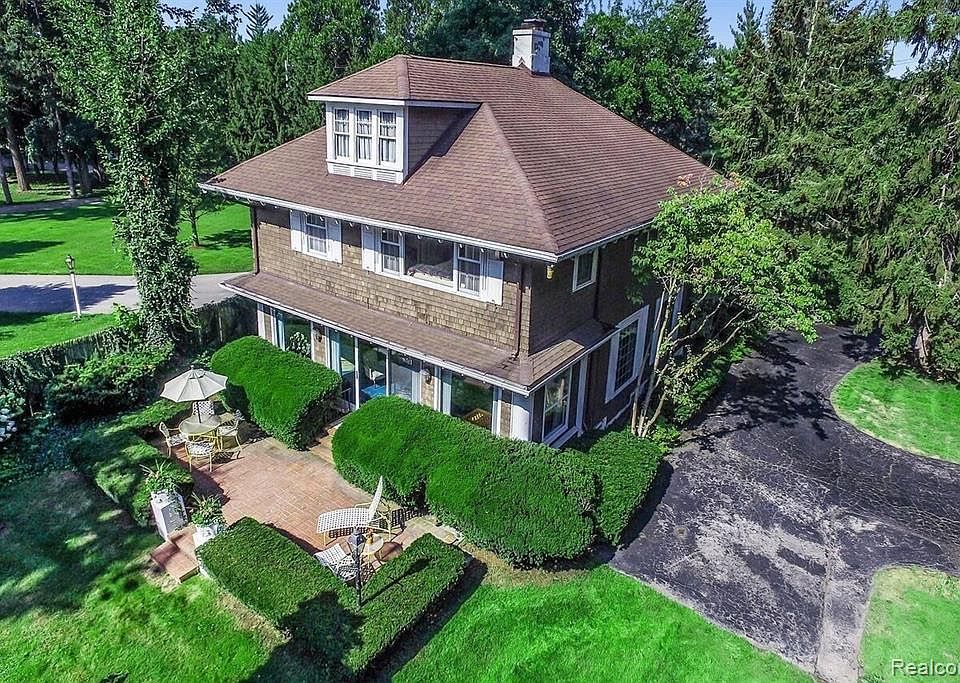 888 Lake Shore Rd, Grosse Pointe Shores, MI 48236 Zillow