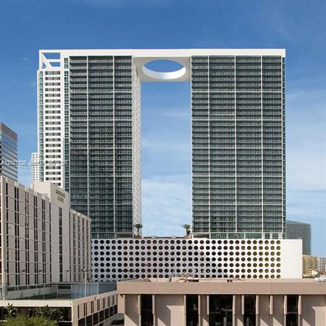 500 Brickell Ave cu-1808, Miami, FL 33131 — Photo 2