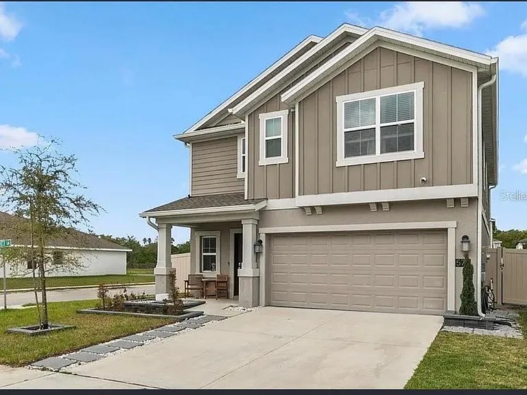 570 Jett Ln — Photo 1