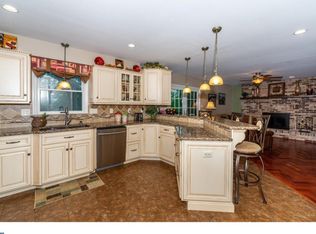 560 Grings Hill Rd, Sinking Spring, PA 19608