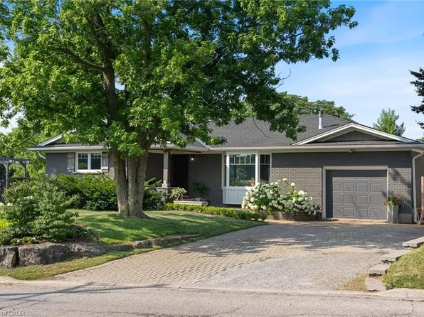 1 1st St, Waterdown, ON L0R 2H0