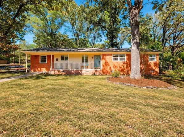 7420 Amherst Dr, Little Rock, AR 72205