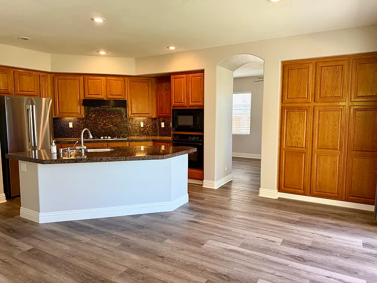 31216 Firestone St — Photo 12