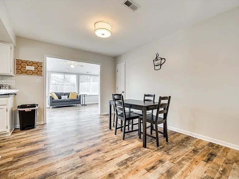 10932 Copperfield Dr — Photo 6