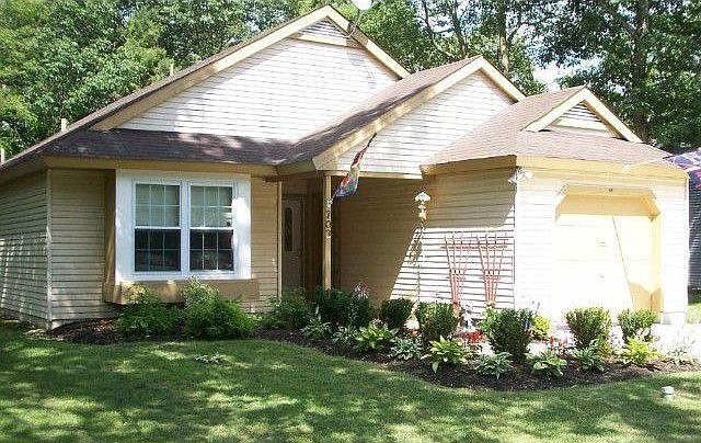 1st image of 703 Ravenswood Dr