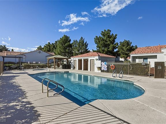 3rd image of 8809 Crystal Port Ave