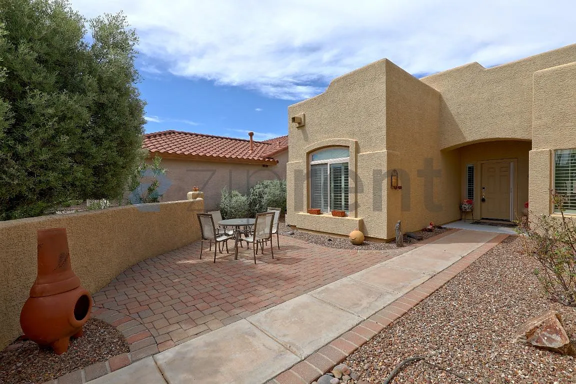 2 bed, 1569 sqft, $1,800 — Photo 1