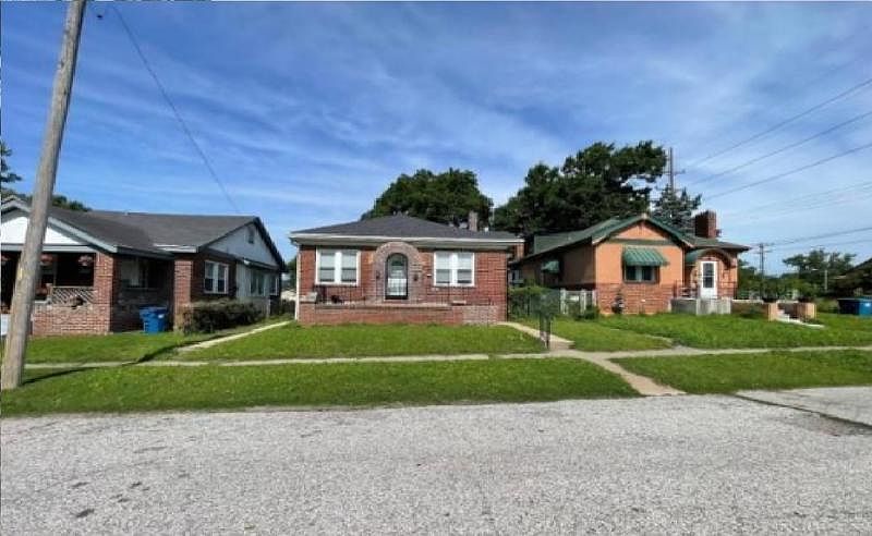 1st image of 1229 Gregan Pl