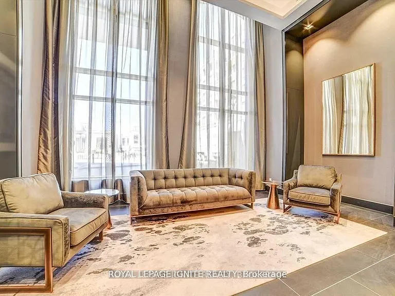278 Buchanan Dr #523E — Photo 4