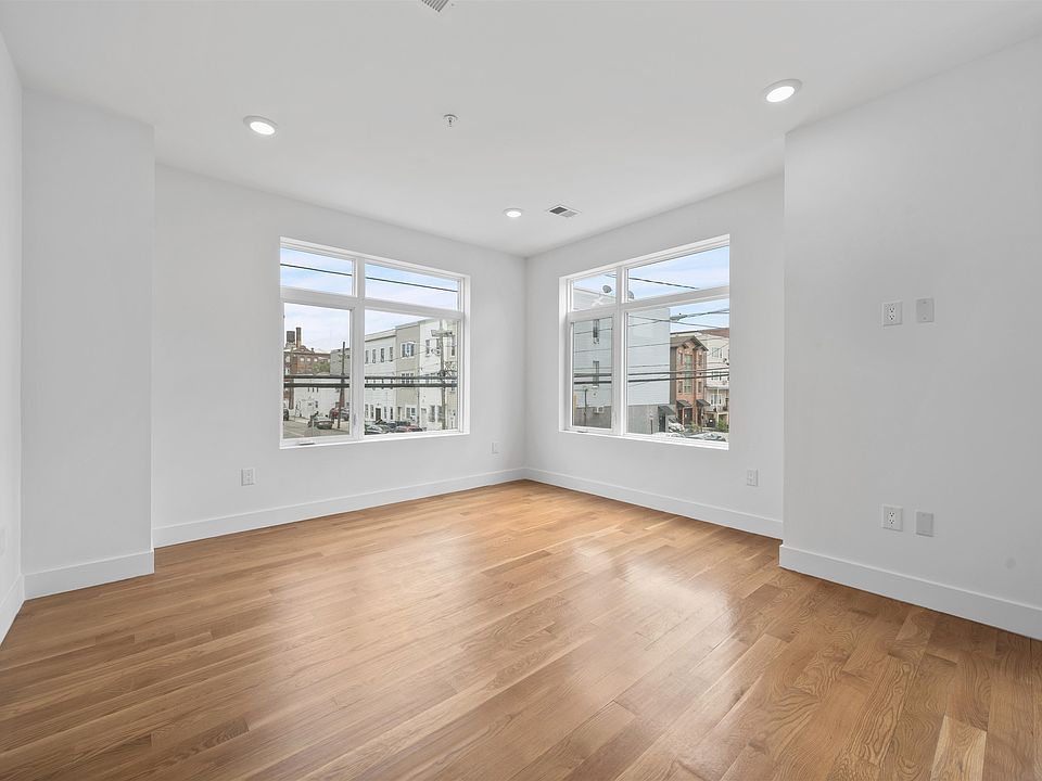 1st image of 47 Hancock Ave #201