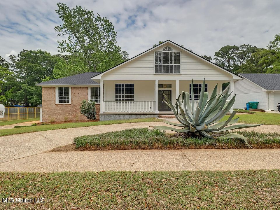 1st image of 1348 Diller Rd
