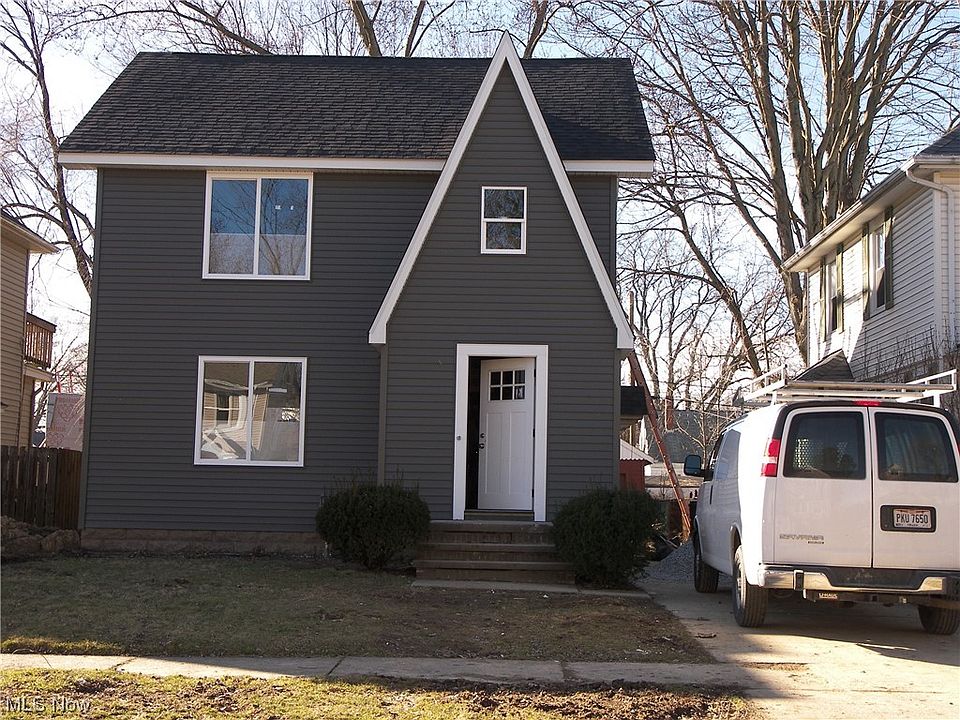 1st image of 204 Marseilles Ave