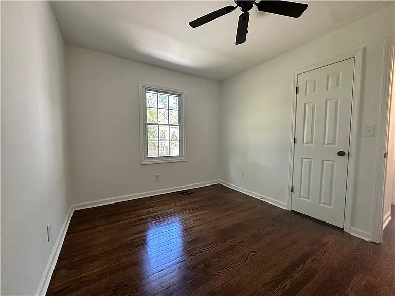 3104 Biggern Ave SE — Photo 9